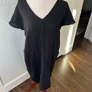 Black Cotton Gauze Cover-Up